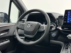 Toyota Sienna 2023 2.5L Hybrid Premium Edition - ფოტო 19
