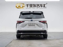 Toyota Sienna 2023 2.5L Hybrid Premium Edition - ფოტო 2