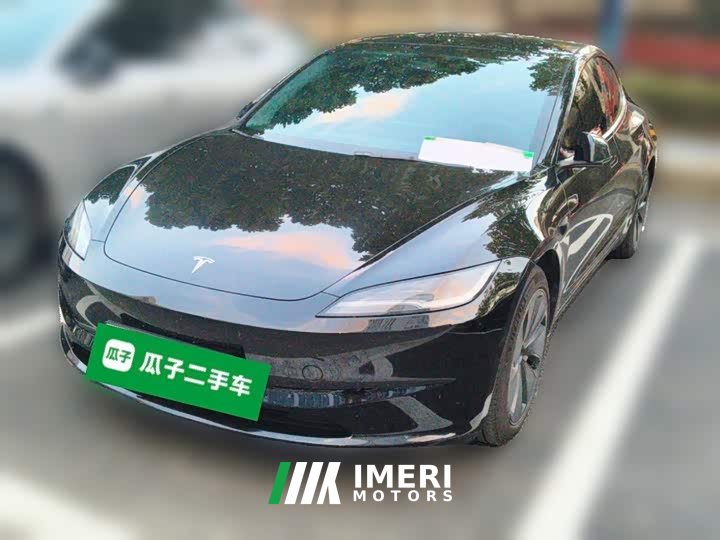 Tesla Model 3 Long Range All-Wheel Drive