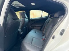 Lexus UX New Energy 2020 300e Pure Joy Edition - ფოტო 5