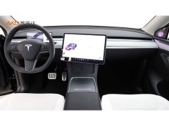 Tesla Model Y Rear-Wheel Drive - ფოტო 5