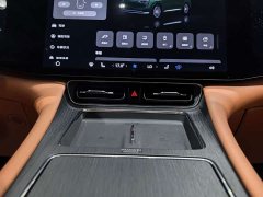 AITO M8 Extended Range Ultra 53.4kWh 6-Seater with 192-Channel LiDAR - ფოტო 12