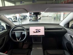 Tesla Model Y Rear-Wheel Drive Launch Edition - ფოტო 8