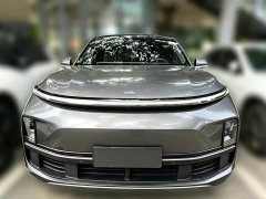 Li Auto L8 Pro - ფოტო 2