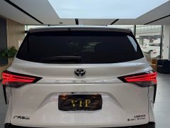 Toyota Sienna 2.5L Hybrid AWD Premium - ფოტო 5