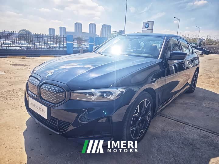 BMW i3 eDrive 40 L Midnight Edition Package