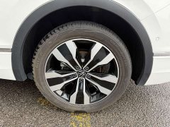 Volkswagen Tiguan L 330TSI Automatic FWD R-Line Comfort Edition - ფოტო 18