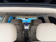 AITO M9 Extended Range Ultra 6-Seater - ფოტო 17