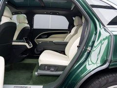 Bentley Bentayga 2024 4.0T V8 Long Wheelbase - ფოტო 11