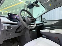 Buick GL8 Luxe Smart Comfort Edition - ფოტო 5