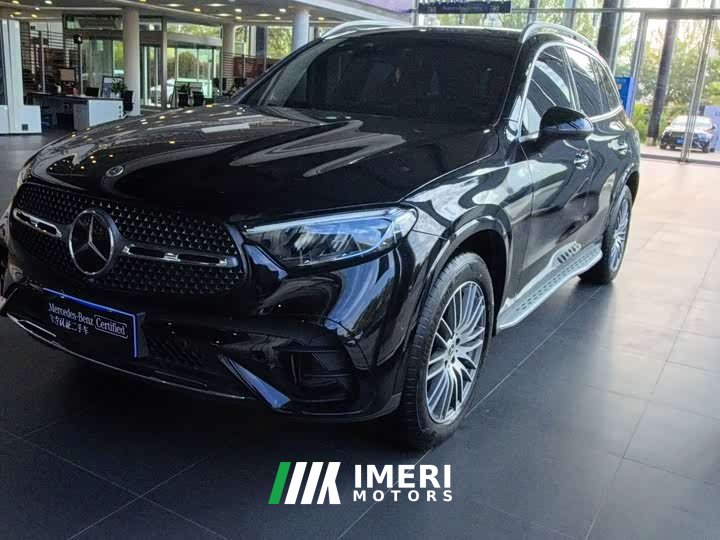 Mercedes-Benz GLC 300 L 4MATIC Dynamic 5-Seater