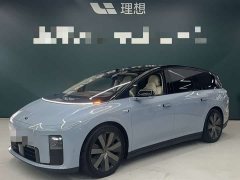 Li Auto i8 Standard Edition - ფოტო 1