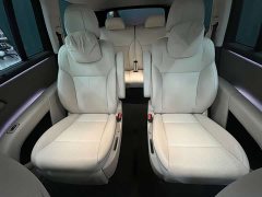 Li Auto i8 Standard Edition - ფოტო 10