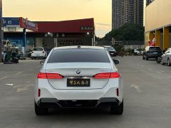 BMW 5 Series 530Li Premier M Sport Package - ფოტო 19
