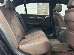 BMW 5 Series 530Li Premier M Sport Package - ფოტო 11