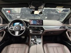BMW 5 Series 530Li Premier M Sport Package - ფოტო 12