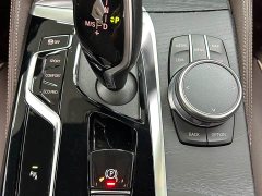 BMW 5 Series 530Li Premier M Sport Package - ფოტო 16