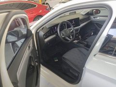 Volkswagen Sagitar 300TSI DSG Excellence Edition - ფოტო 11