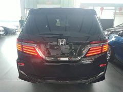 Honda Elysion 2019 2.0L Hybrid Elite Edition - ფოტო 3