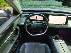 XPeng P7 625E - ფოტო 10