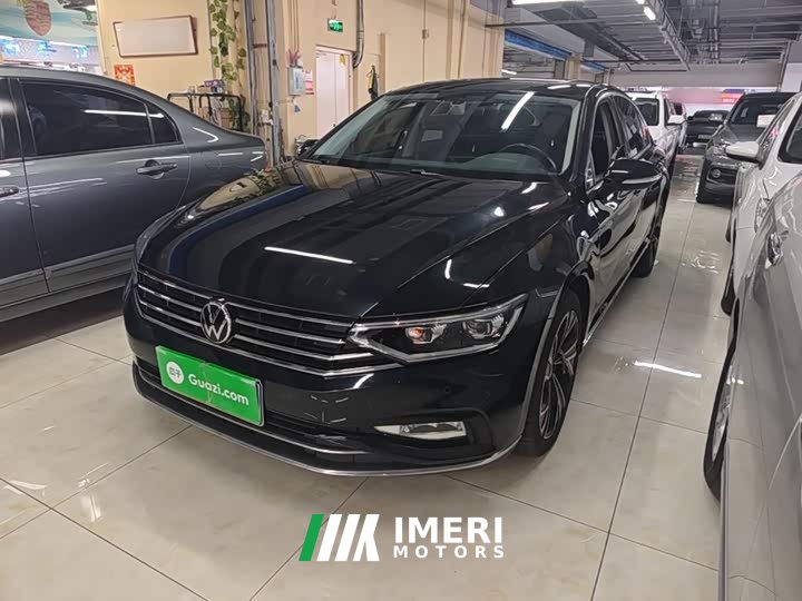Volkswagen Magotan 330TSI DSG Advance