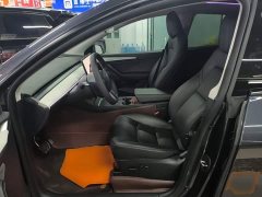 Tesla Model Y Rear-Wheel Drive - ფოტო 14