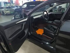 Tesla Model Y Rear-Wheel Drive - ფოტო 15
