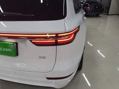 Li Auto ONE 2020 Extended Range 6-Seater - ფოტო 7