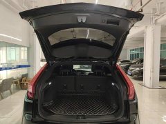 Cadillac XT4 28T FWD Technology - ფოტო 18