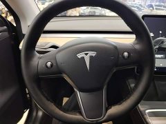Tesla Model Y Long Range All-Wheel Drive 3D7 - ფოტო 10