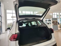 Volkswagen Tiguan L Outstanding Edition 300TSI Automatic FWD Dragon Ascendant Version - ფოტო 18