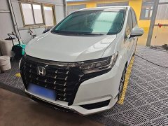 Honda Odyssey 2.0L e:HEV Luxury - ფოტო 1