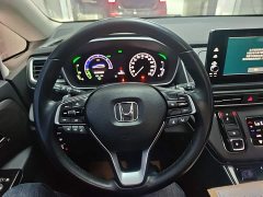 Honda Odyssey 2.0L e:HEV Luxury - ფოტო 2