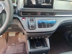 Honda Odyssey 2.0L e:HEV Sharp Smart Edition - ფოტო 13
