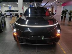 Li Auto L8 Ultra Smart Refresh Edition - ფოტო 2