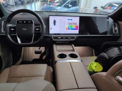Li Auto L8 Ultra Smart Refresh Edition - ფოტო 9