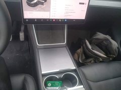 Tesla Model Y Rear-Wheel Drive - ფოტო 9
