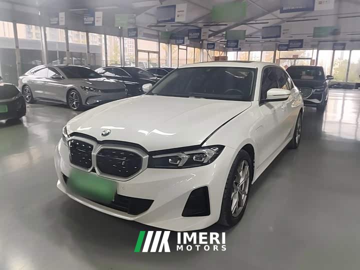 BMW i3 eDrive 35 L