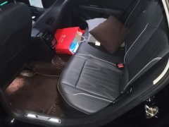 Volkswagen Passat 330TSI Luxury - ფოტო 13
