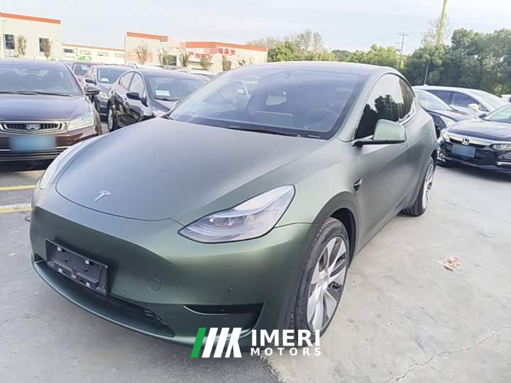 Tesla Model Y Rear-Wheel Drive