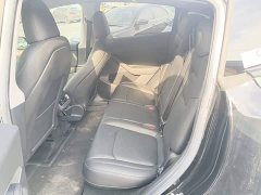 Tesla Model Y Rear-Wheel Drive - ფოტო 16