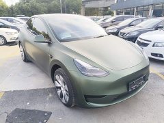 Tesla Model Y Rear-Wheel Drive - ფოტო 3