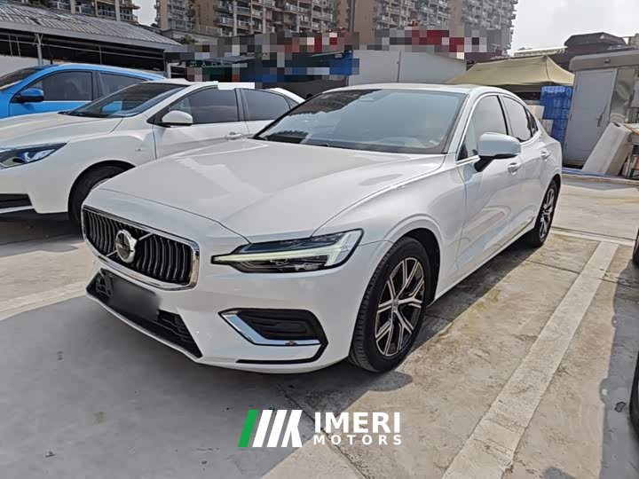 Volvo S60 2023 B4 Smart Luxury Edition - ავტომობილი ჩინეთიდან