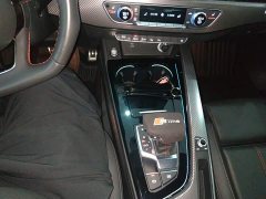 Audi A4L 40 TFSI quattro RS Package Dynamic Edition - ფოტო 13