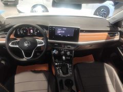 Volkswagen Bora 200TSI DSG Comfort Pro - ფოტო 9