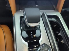 FAW Red Flag HS7 PHEV 2024 2.0T PHEV AWD Flagship Comfort 6-Seater - ფოტო 13