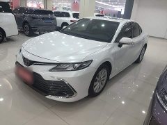 Toyota Camry 2.0G Luxury - ფოტო 1