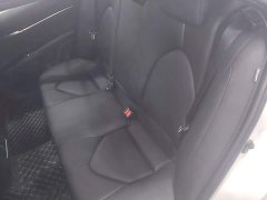 Toyota Camry 2.0G Luxury - ფოტო 16