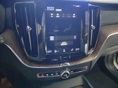 Volvo XC60 Plug-in Hybrid T8 E-Drive Hybrid Elegant Luxury Edition - ფოტო 12