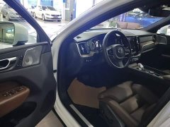 Volvo XC60 Plug-in Hybrid T8 E-Drive Hybrid Elegant Luxury Edition - ფოტო 15